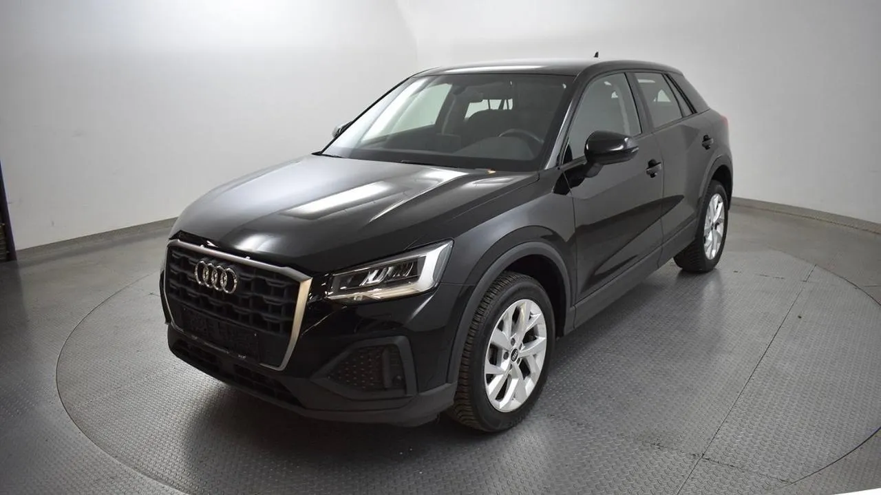 AUDI Q2 30 TDI S tronic Business Image 4