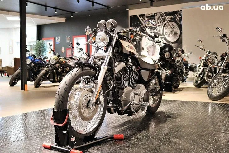 Harley-Davidson XL Image 1